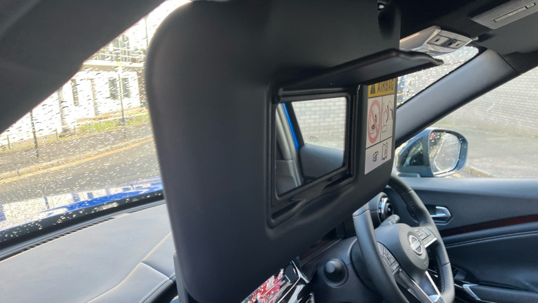 Nissan Juke 1.0 DiG-T Tekna 5dr Petrol Hatchback